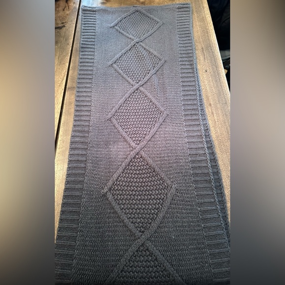 EUC Calia Infinitely Scarf in Grey Ombré. - Picture 3 of 5